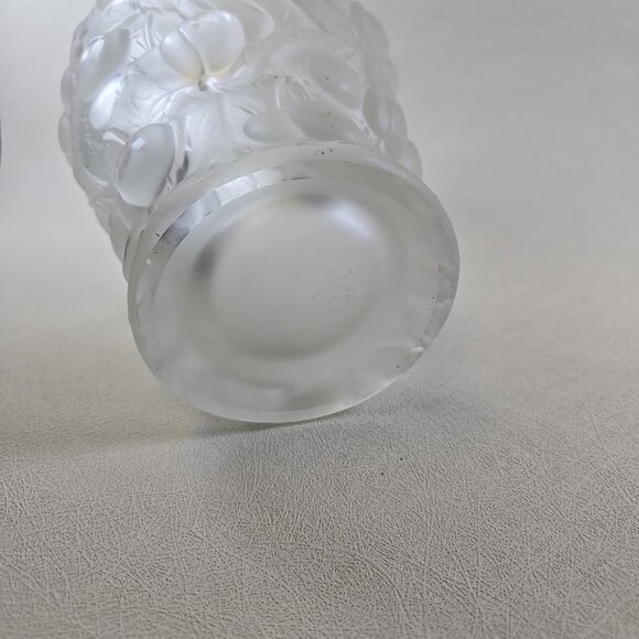 Josef Inwald Barolac Cherries Art Deco Czech Frosted Glass Vase Clear 7" U8 - Picture 6 of 13